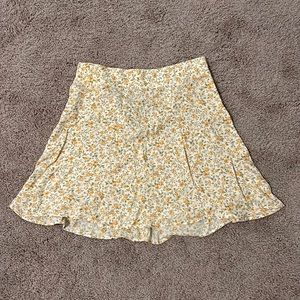 Reformation flounce skirt NWOT